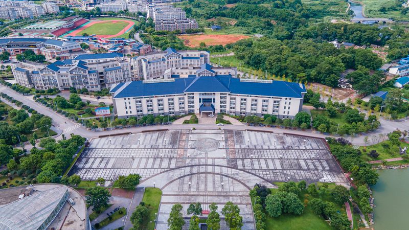 深圳电子科技公司定制方案：揭秘定制化电子产品的优势与关键
